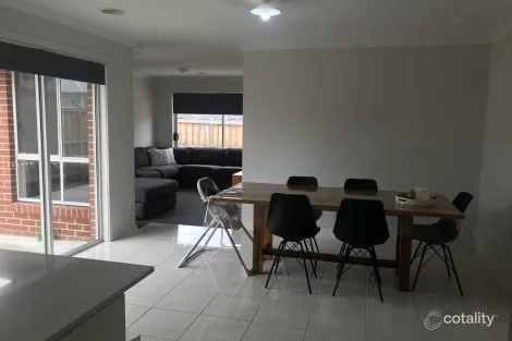 Property photo of 16 Alexandro Grove Hastings VIC 3915