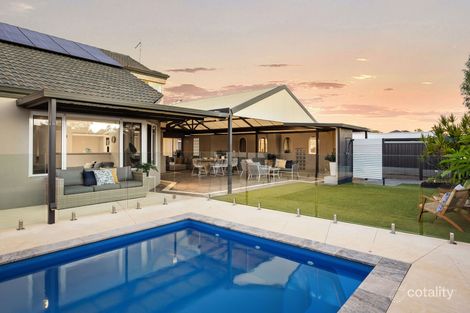 Property photo of 11 Biscay Road Sorrento WA 6020