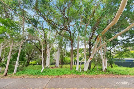 1 Aruma St, Macleay Island, QLD 4184