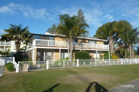 20 Beach St, Tuncurry, NSW 2428