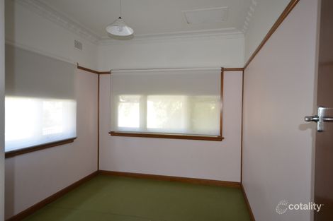 Property photo of 4 Trafalgar Avenue Woy Woy NSW 2256