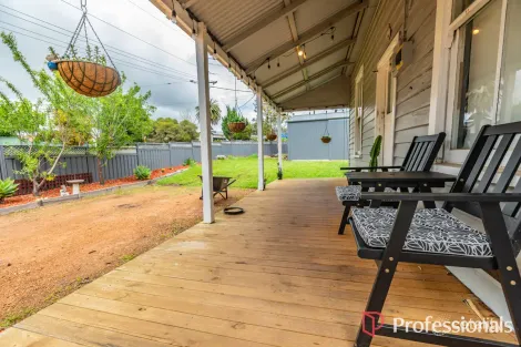 Property photo of 32 Graphite Road Manjimup WA 6258