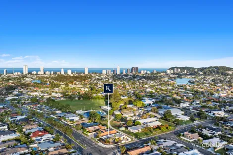 Property photo of 2 Whistler Drive Burleigh Waters QLD 4220