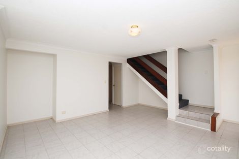 Property photo of 8/3 Marsh Road Mount Richon WA 6112