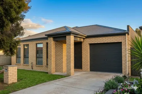 446 Kotthoff St, Lavington, NSW 2641