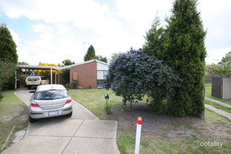 4 Yale Ct, Whittington, VIC 3219