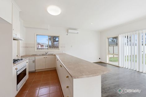 Property photo of 43 Bloomsbury Drive Taylors Hill VIC 3037