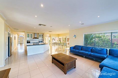 Property photo of 14 Gowanbrae Drive Gowanbrae VIC 3043