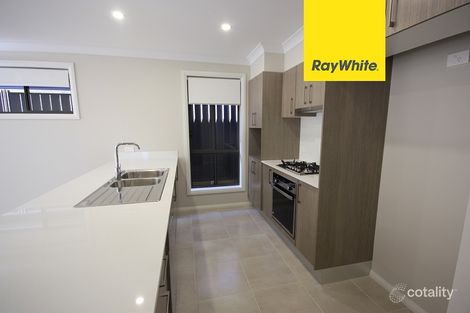 Property photo of 3 Tolle Way Spring Farm NSW 2570