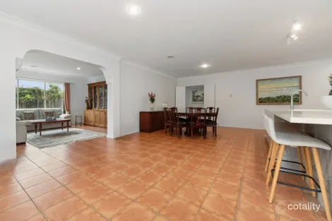 Property photo of 1 The Rise Somerville VIC 3912