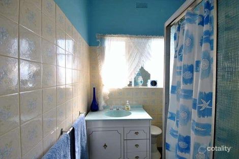 Property photo of 16 Farncomb Street Ascot Vale VIC 3032