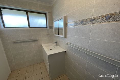 Property photo of 3 Cabarita Crescent Glenvale QLD 4350