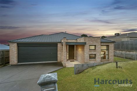 24 Kensington Sq, Drouin, VIC 3818