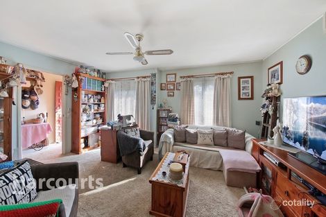 Property photo of 16 Greenoaks Avenue Bradbury NSW 2560