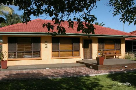 Property photo of 24 Leawarra Avenue Warilla NSW 2528