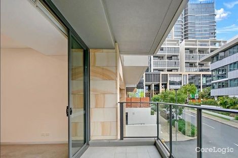 Property photo of 303/1 Park Street North Wentworth Point NSW 2127