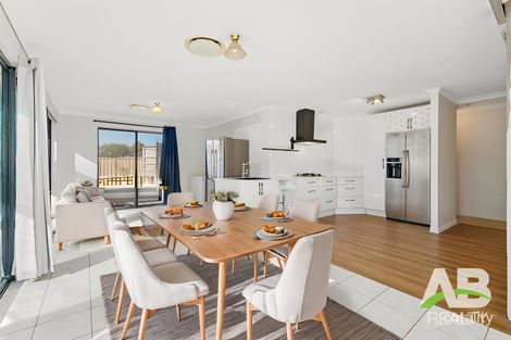 Property photo of 15 Mulwarrie Circle Wanneroo WA 6065