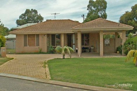 4 Allen Cl, Rockingham, WA 6168