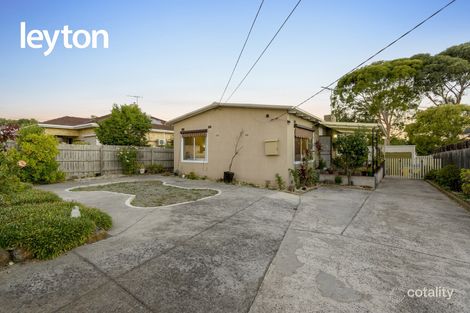 Property photo of 32 Leman Crescent Noble Park VIC 3174