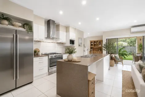 Property photo of 19 Balthazar Circuit Mount Cotton QLD 4165