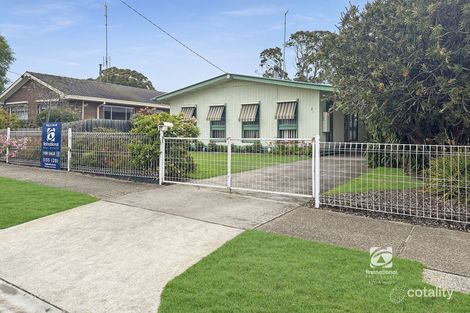Property photo of 27 Jemmeson Street Lakes Entrance VIC 3909