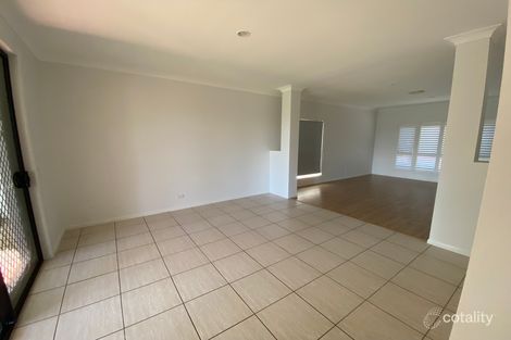 Property photo of 22A Prosperity Drive Helensvale QLD 4212