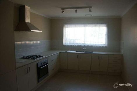 Property photo of 10 Erskine Ridge Mooroolbark VIC 3138