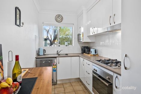 Property photo of 2/581 Sandgate Road Clayfield QLD 4011
