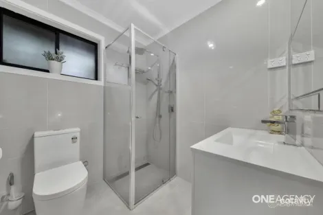 Property photo of 18 Carling Court Altona Meadows VIC 3028