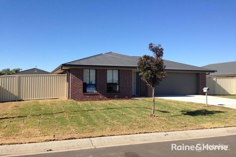 8 Lambert St, West Tamworth, NSW 2340