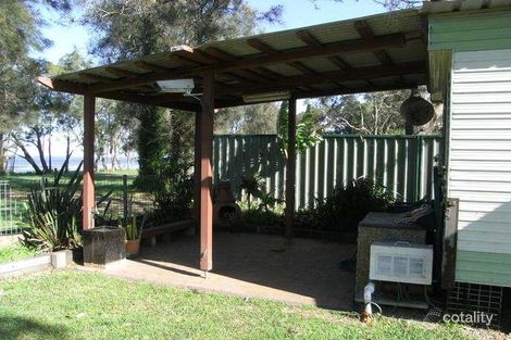 Property photo of 388 Tuggerawong Road Tuggerawong NSW 2259