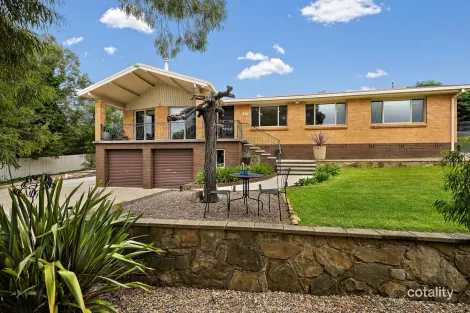 Property photo of 25 Eleanora Street Fisher ACT 2611
