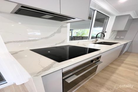 Property photo of 7 Bluewave Crescent Forresters Beach NSW 2260