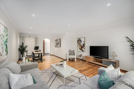 Property photo of 42 Knights Drive Glen Waverley VIC 3150