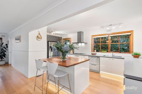 Property photo of 22 Autumn Crescent Mount Eliza VIC 3930