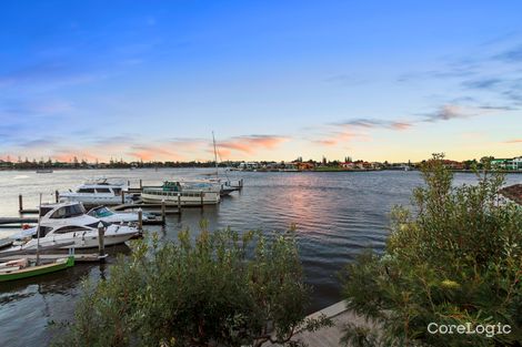 Property photo of 2302 Ephraim Island Parade Paradise Point QLD 4216