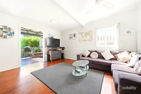 Property photo of 38 Henchman Street Nundah QLD 4012