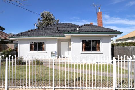 Property photo of 112 Devonshire Road Sunshine VIC 3020