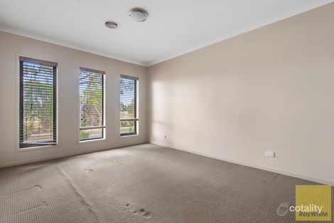 Property photo of 63 Rockpool Road Truganina VIC 3029
