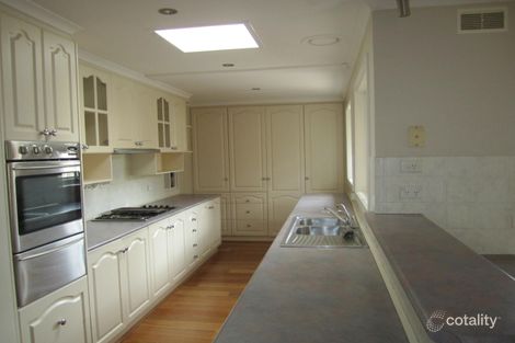 Property photo of 70 McEwen Drive Sunbury VIC 3429
