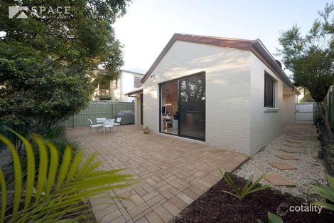 Property photo of 4/38 Stoneleigh Street Albion QLD 4010