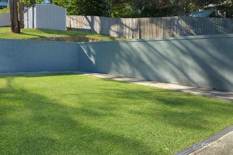 Property photo of 13 Sealand Road Fishing Point NSW 2283