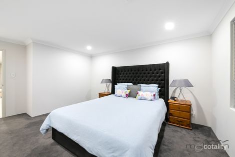 Property photo of 16 Goldfinch Bend Harrisdale WA 6112