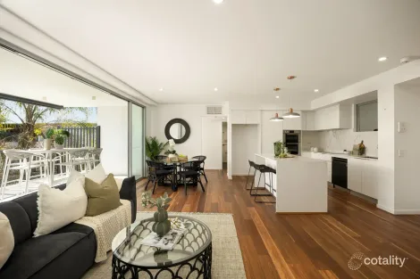 Property photo of 3/27 Seven Oaks Street Taringa QLD 4068