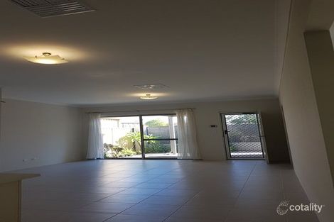 17d Pitta Cnr, Success, WA 6164
