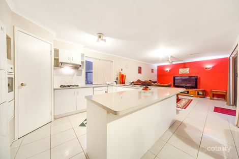 Property photo of 15 Valley View Rise Hampton Park VIC 3976