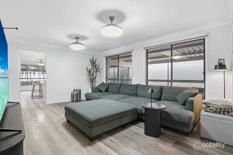 Property photo of 23 Cassar Crescent Cranebrook NSW 2749