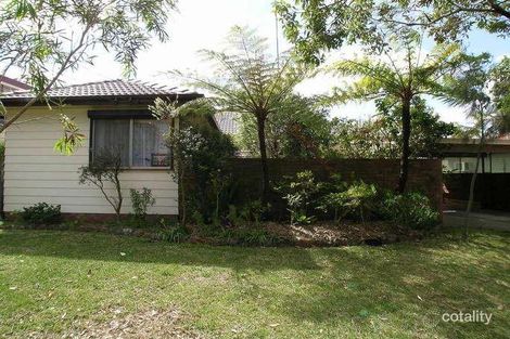 33 Granada Ave, Macquarie Hills, NSW 2285