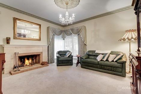 Property photo of 25 Glen Drive Eaglemont VIC 3084