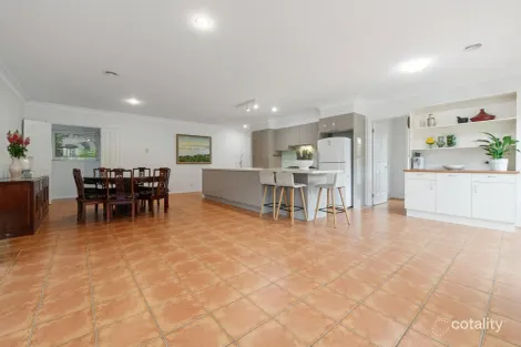 Property photo of 1 The Rise Somerville VIC 3912